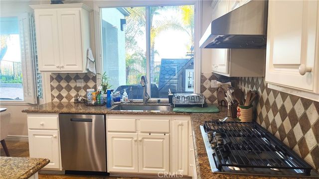 1589 Vandagriff, Corona, CA 92883