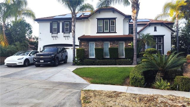 1589 Vandagriff, Corona, CA 92883