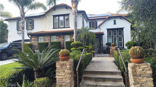 1589 Vandagriff, Corona, CA 92883