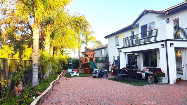 1589 Vandagriff, Corona, CA 92883