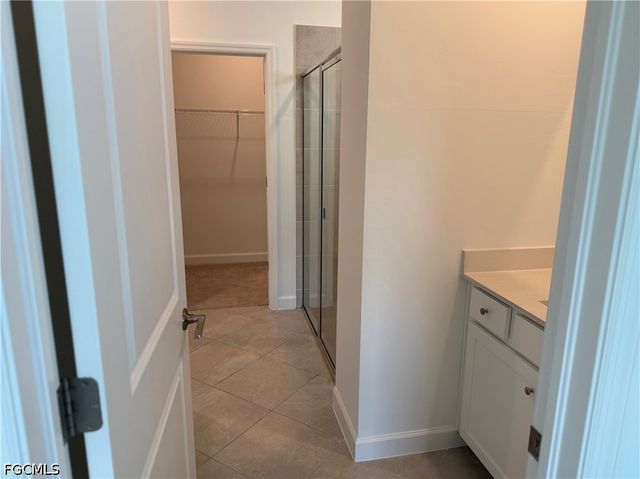 9093 Leatherwood LOOP, Lehigh Acres, FL 33936