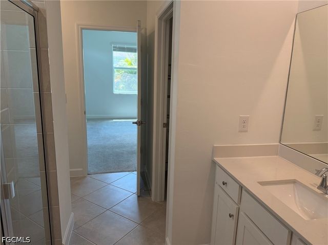 9093 Leatherwood LOOP, Lehigh Acres, FL 33936