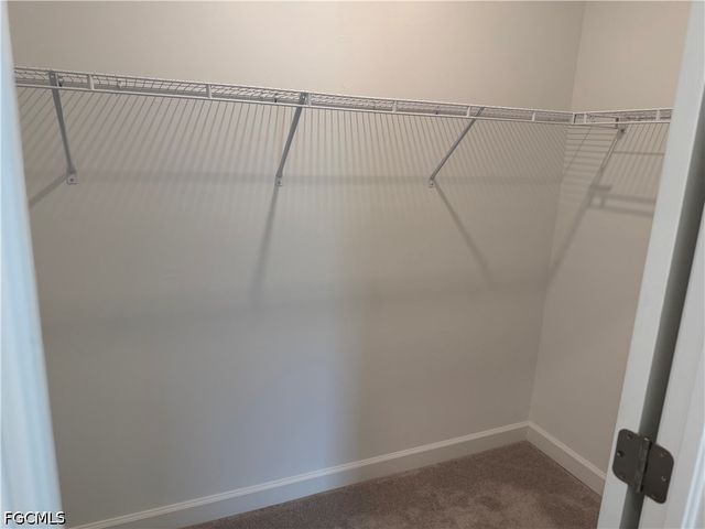 9093 Leatherwood LOOP, Lehigh Acres, FL 33936