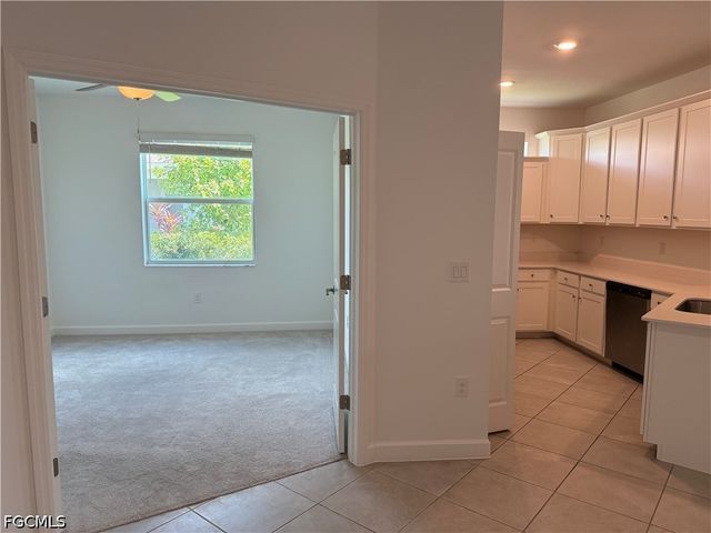 9093 Leatherwood LOOP, Lehigh Acres, FL 33936