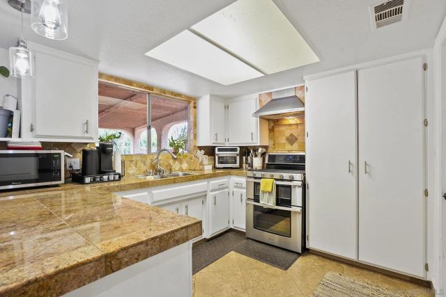 2551 Buena Rosa, Fallbrook, CA 92028
