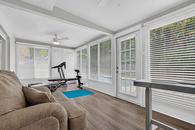 4014 W LAND AVENUE, Tampa, FL 33616