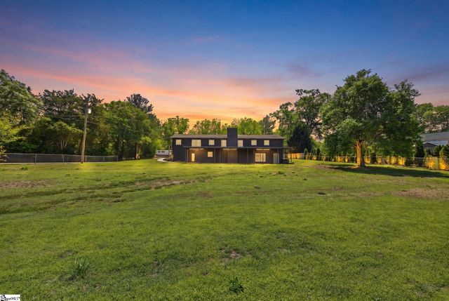 199 Ccc Camp Road, Greer, SC 29651
