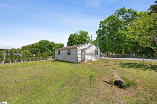 199 Ccc Camp Road, Greer, SC 29651