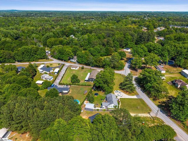 199 Ccc Camp Road, Greer, SC 29651
