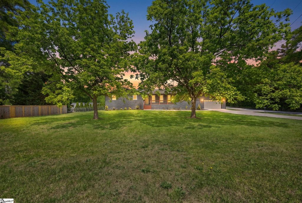 199 Ccc Camp Road, Greer, SC 29651