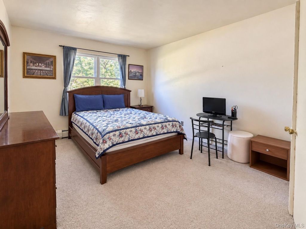 50 Cromwell Terrace 6, New Windsor, NY 12553 — photo 5