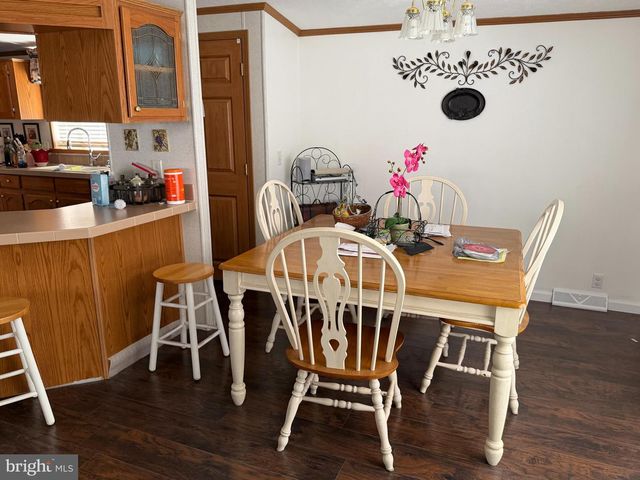 121 COQUINA SANDS DR, Waynesboro, PA 17268