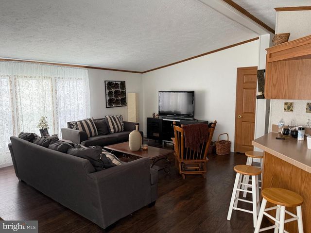 121 COQUINA SANDS DR, Waynesboro, PA 17268