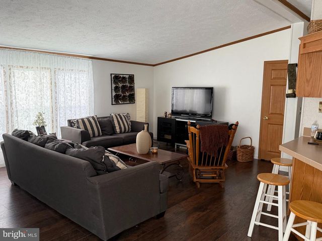121 COQUINA SANDS DR, Waynesboro, PA 17268