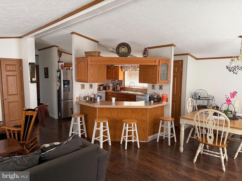 121 COQUINA SANDS DR, Waynesboro, PA 17268
