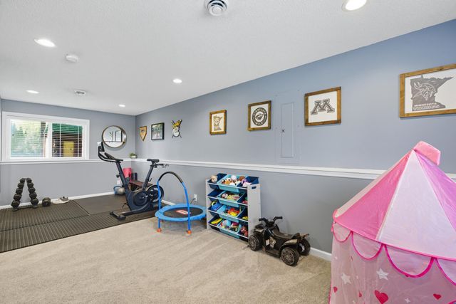 921 Cedar Avenue N, Maple Lake, MN 55358