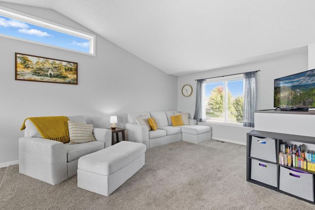 921 Cedar Avenue N, Maple Lake, MN 55358