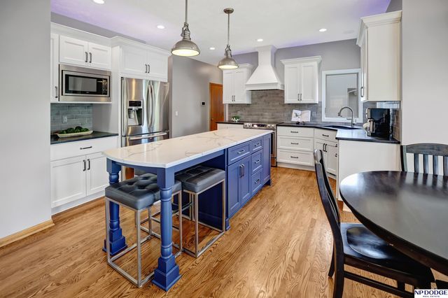 18734 Olive Street, Omaha, NE 68136