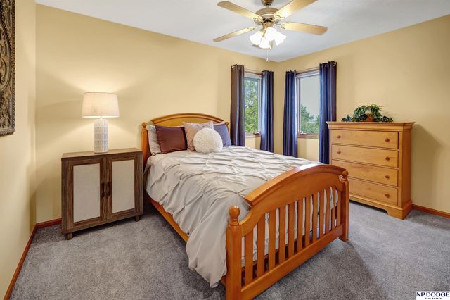18734 Olive Street, Omaha, NE 68136