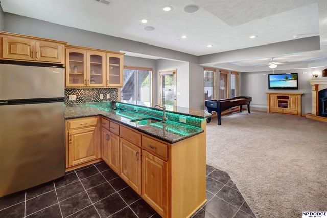 18734 Olive Street, Omaha, NE 68136