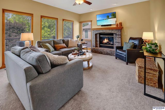 18734 Olive Street, Omaha, NE 68136