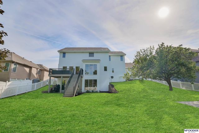 18734 Olive Street, Omaha, NE 68136