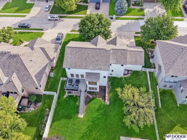 18734 Olive Street, Omaha, NE 68136