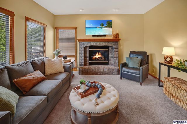 18734 Olive Street, Omaha, NE 68136