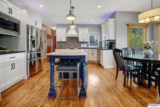 18734 Olive Street, Omaha, NE 68136