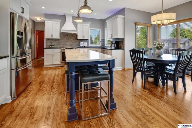 18734 Olive Street, Omaha, NE 68136