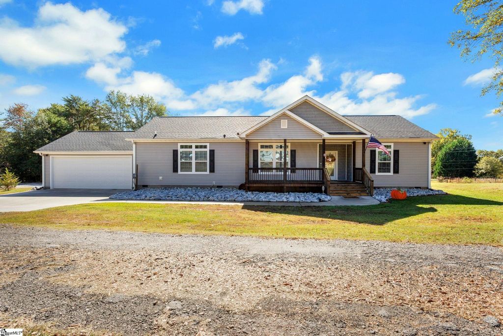 10 Ed Few Road, Taylors, SC 29687