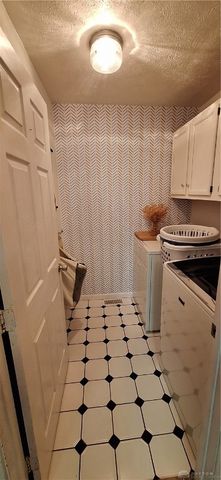 8575 W National, Brookville, OH 45309