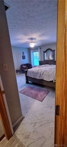 8575 W National, Brookville, OH 45309