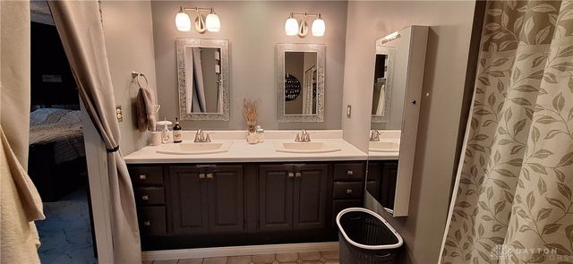 8575 W National, Brookville, OH 45309