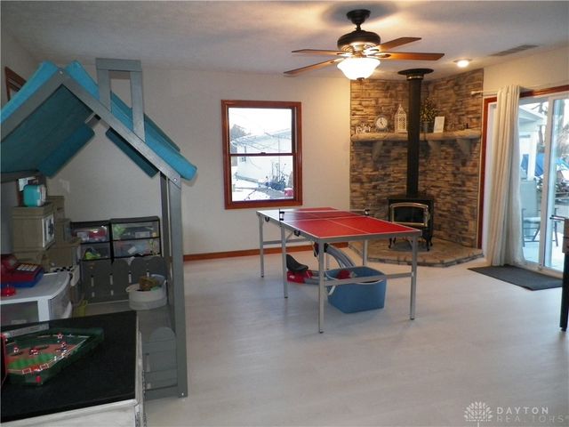 8575 W National, Brookville, OH 45309