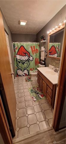 8575 W National, Brookville, OH 45309