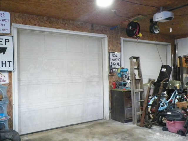 8575 W National, Brookville, OH 45309