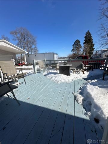 8575 W National, Brookville, OH 45309