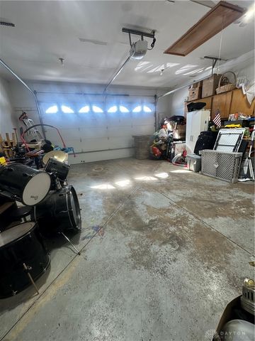 8575 W National, Brookville, OH 45309