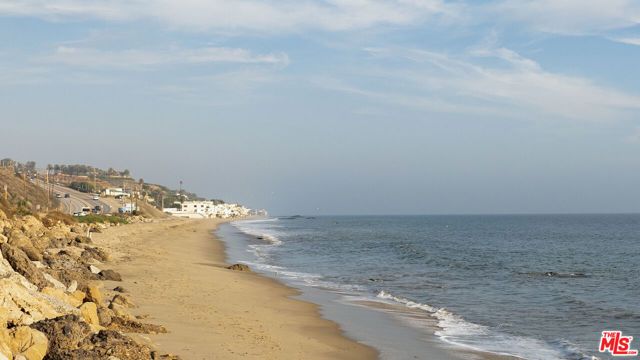 26235 Idlewild Way, Malibu, CA 90265
