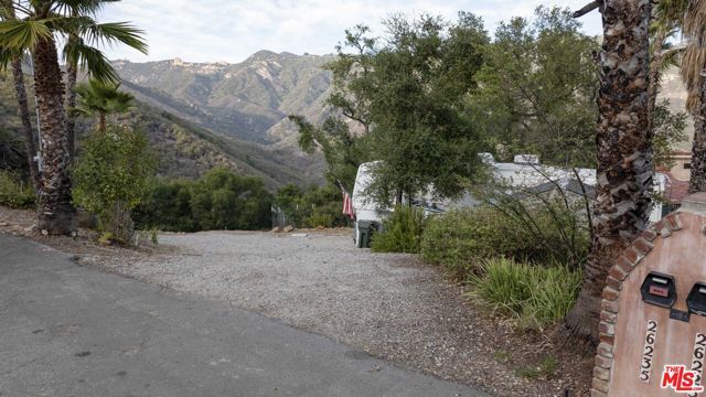 26235 Idlewild Way, Malibu, CA 90265