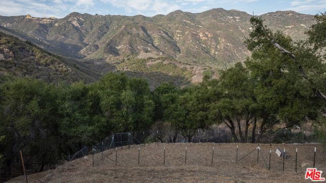 26235 Idlewild Way, Malibu, CA 90265