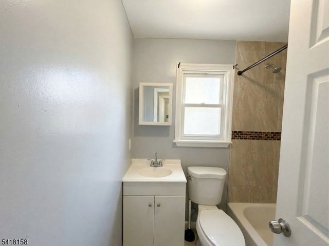 237 6Th Ave, Newark City, NJ 07107