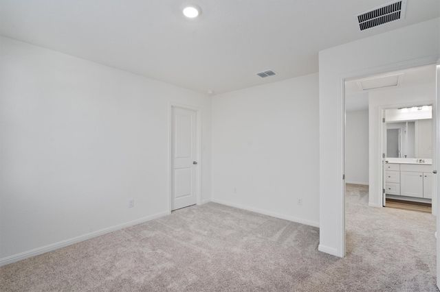 621 Gemsbok RD, Hutto, TX 78634
