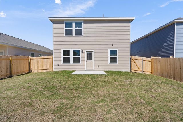 621 Gemsbok RD, Hutto, TX 78634