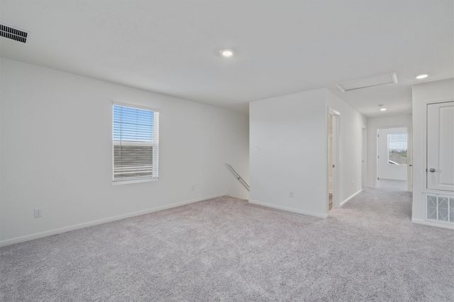 621 Gemsbok RD, Hutto, TX 78634