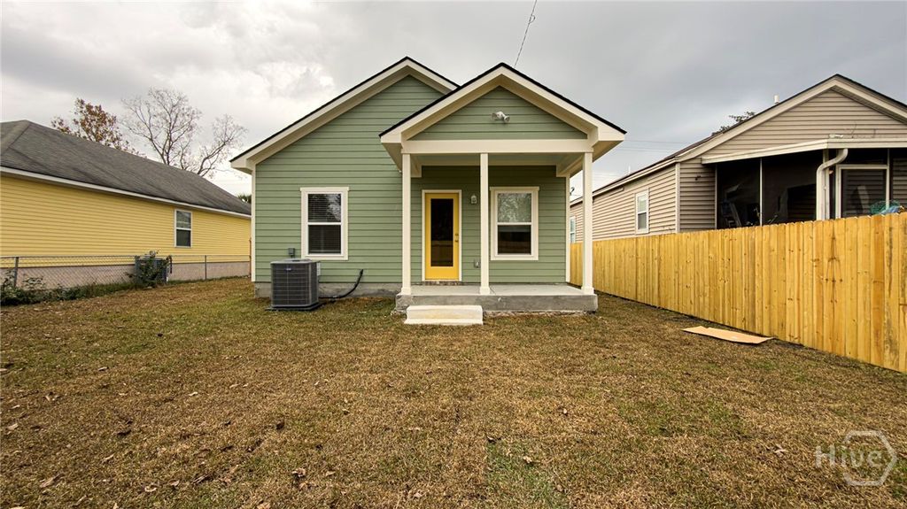 Image 11 of property listing at 1207 Love Street, Savannah, GA 31415