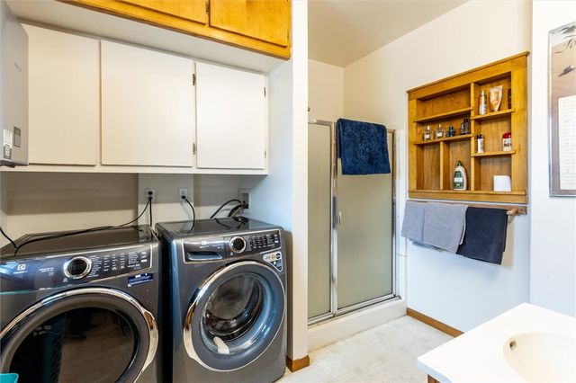 320 4th Avenue, Laurel, MT 59044