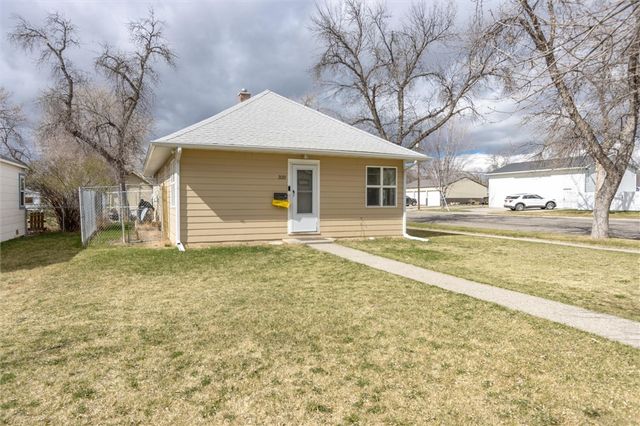 320 4th Avenue, Laurel, MT 59044