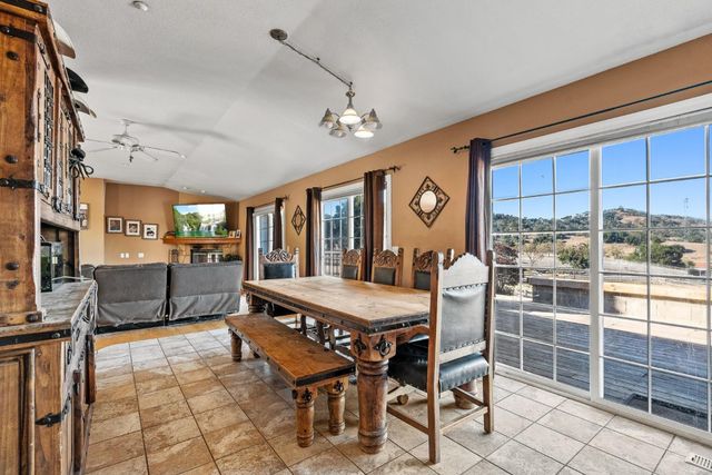 350 San Benancio Road, Salinas, CA 93908